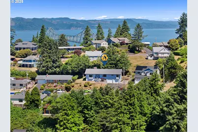 374 W Lexington Ave, Astoria, OR 97103 - Photo 1