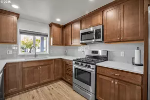 5255 SW Tucker Ave, Beaverton, OR 97005 - Photo 13