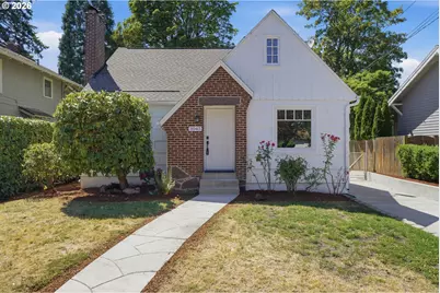 3045 NE 62nd Ave, Portland, OR 97213 - Photo 1
