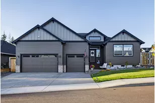 1731 NE Clayton Dr, Estacada, OR 97023 - Photo 1