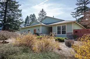 1033 E Cascade Dr, North Bonneville, WA 98639 - Photo 1