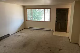 1680 W Quinalt St, Springfield, OR 97477 - Photo 9
