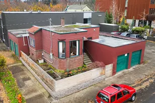 1305 SE Belmont St, Portland, OR 97214 - Photo 1