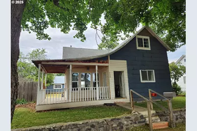 1419 Jackson Ave, La Grande, OR 97850 - Photo 1