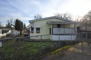 13115 SE Foster Rd, Portland, OR 97236 - Photo 1
