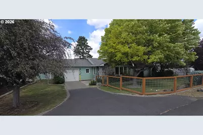 727 NE Hickory St, Pilot Rock, OR 97868 - Photo 1