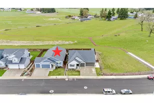 2432 W 15th Ave, Junction City, OR 97448 - Photo 1
