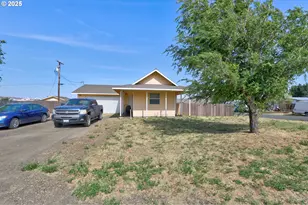 310 Columbia Ave, Roosevelt, WA 99356 - Photo 1