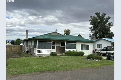 120 Valley St, Halfway, OR 97834 - Photo 1