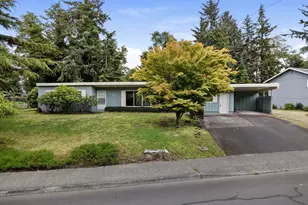 430 SW Cedar Ave, Warrenton, OR 97146 - Photo 1