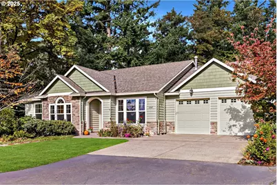 6045 SW Haines St, Portland, OR 97219 - Photo 1