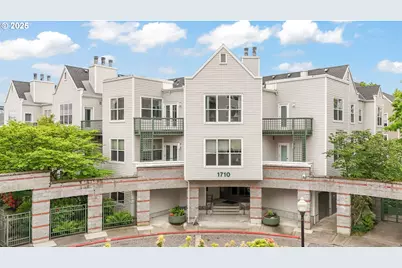 1710 S Harbor Way #201, Portland, OR 97201 - Photo 1