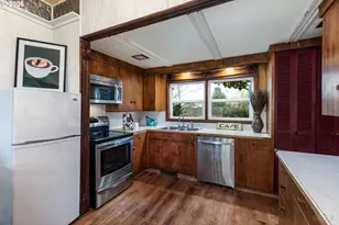 34697 Pittsburg Rd, Saint Helens, OR 97051 - Photo 9