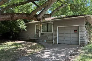 9722 N Van Houten Ave, Portland, OR 97203 - Photo 1