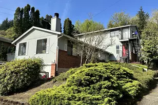 204 SW Woods St, Portland, OR 97201 - Photo 1