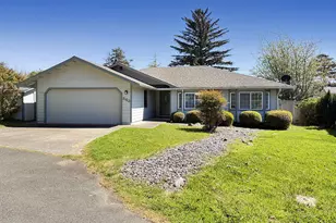 543 Linda Ln, Brookings, OR 97415 - Photo 1