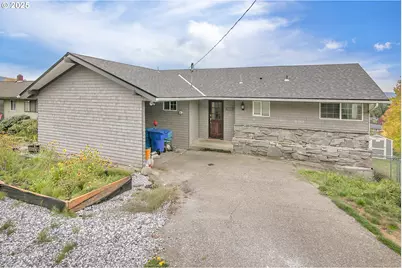 2404 Bloyd St, Kelso, WA 98626 - Photo 1