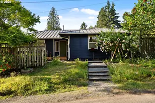 2941 SW Moss St, Portland, OR 97219 - Photo 1