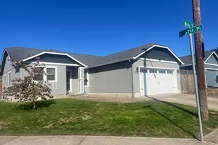 5752 Mica St, Springfield, OR 97478 - Photo 1