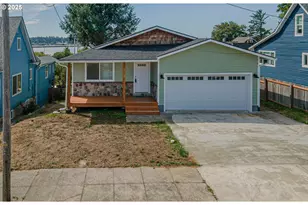 1556 McPherson St, North Bend, OR 97459 - Photo 1