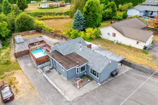 3621 Columbia Heights Rd, Longview, WA 98632 - Photo 1