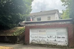 1126 SE Mall St, Portland, OR 97202 - Photo 1