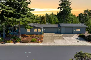 885 Western Way, Florence, OR 97439 - Photo 1