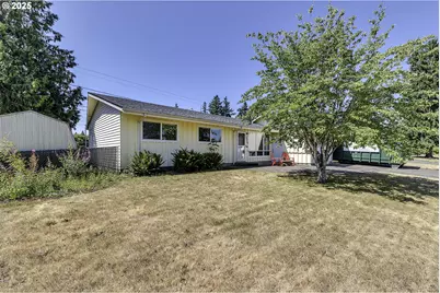 12514 NE Russell St, Portland, OR 97230 - Photo 1