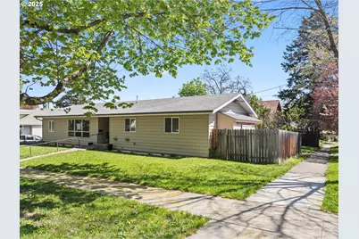 1701 Walnut St, La Grande, OR 97850 - Photo 1