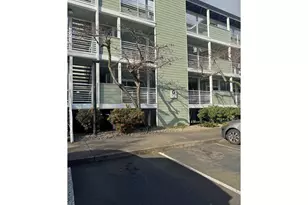 185 N Hayden Bay Dr, Portland, OR 97217 - Photo 1