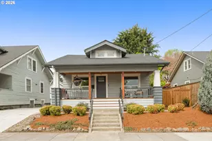 3645 SE Center St, Portland, OR 97202 - Photo 1