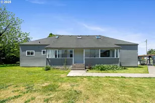 1209 6th St, Tillamook, OR 97141 - Photo 1