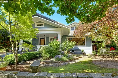 803 NE Laurelhurst Pl, Portland, OR 97232 - Photo 1