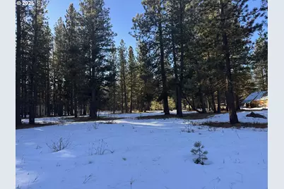 Mountain Lakes Dr #20, Klamath Falls, OR 97601 - Photo 1