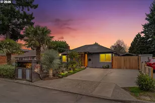 7452 SE 49th Ave, Portland, OR 97206 - Photo 1