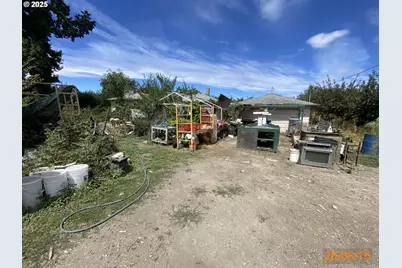 3842 W Main St, Medford, OR 97501 - Photo 1