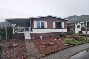 510 Shadow Ranch Ln, Roseburg, OR 97470 - Photo 1