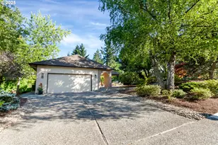 2524 Orchard Hill Pl, Lake Oswego, OR 97035 - Photo 1