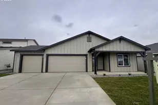 579 Arthur St, Umatilla, OR 97882 - Photo 1