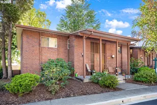 11490 SW Crown Dr, King City, OR 97224 - Photo 1