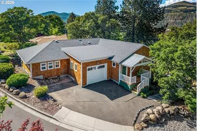 912 Elan Dr, Hood River, OR 97031 - Photo 1