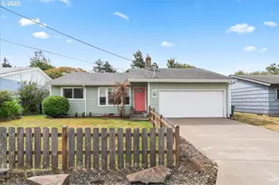 240 NE 10th Ct, Newport, OR 97365 - Photo 1
