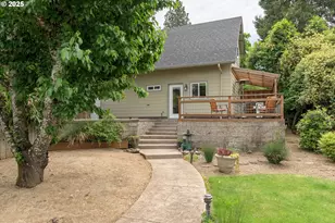 2108 Charnelton Alley, Eugene, OR 97405 - Photo 1