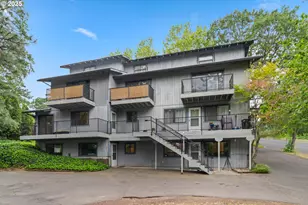 9 N 20th St, Hood River, OR 97031 - Photo 1