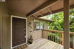 730 SW Dolph St, Portland, OR 97219 - Photo 1