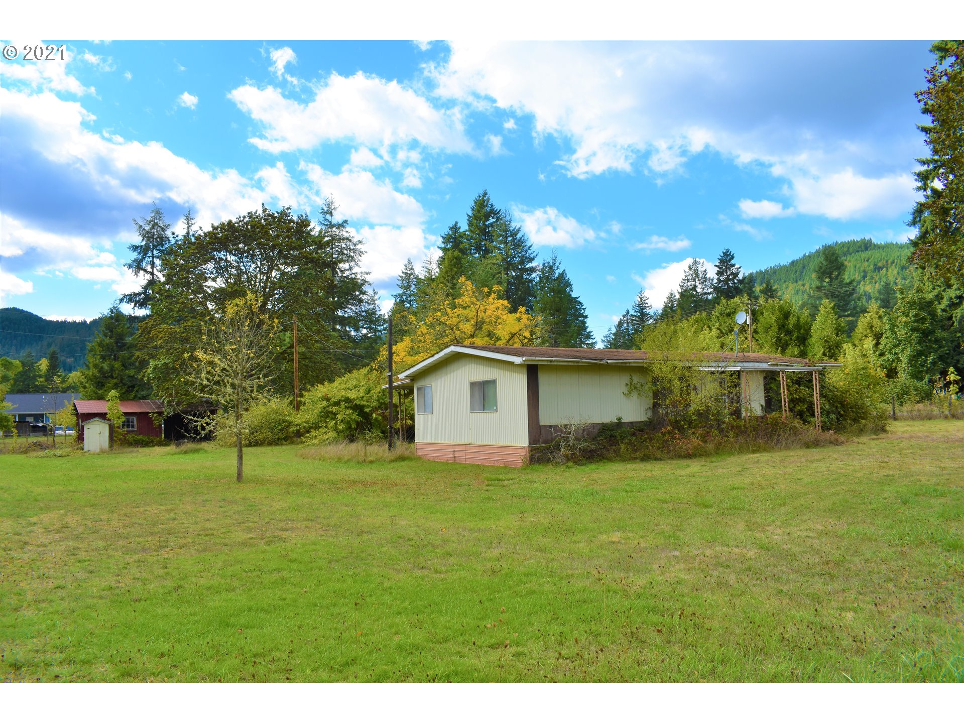 38446 Row River Rd, Dorena, OR 97434 - MLS 21117793 - Coldwell Banker