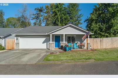 722 NE 4th Way, Battle Ground, WA 98604 - Photo 1