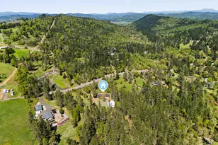 462 Tanglewood Ln, Roseburg, OR 97471 - Photo 1