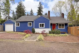 2410 SE Tarbell Ave, Milwaukie, OR 97267 - Photo 1