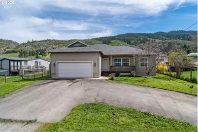 1102 Cook St, Myrtle Creek, OR 97457 - Photo 1